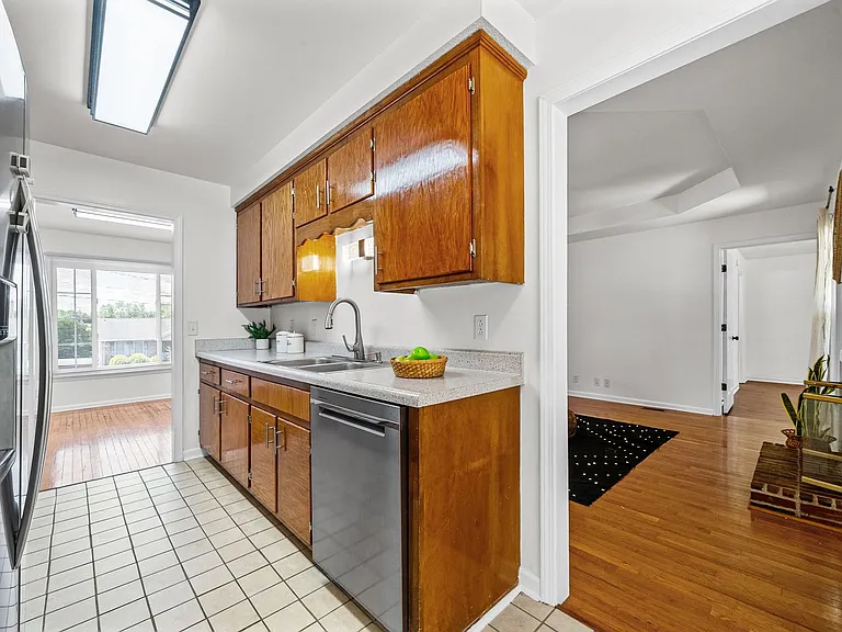 1409 Janet Way Dr — Photo 15
