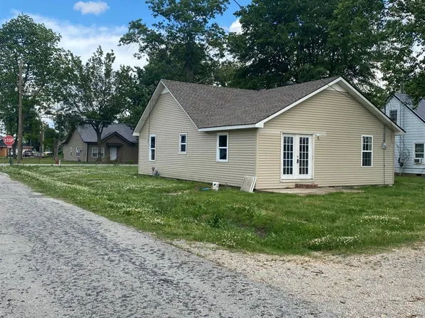 119 N McNamee St, Leachville, AR 72438