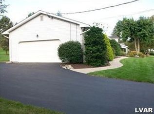 541 Bauer Rd, Bath, PA 18014