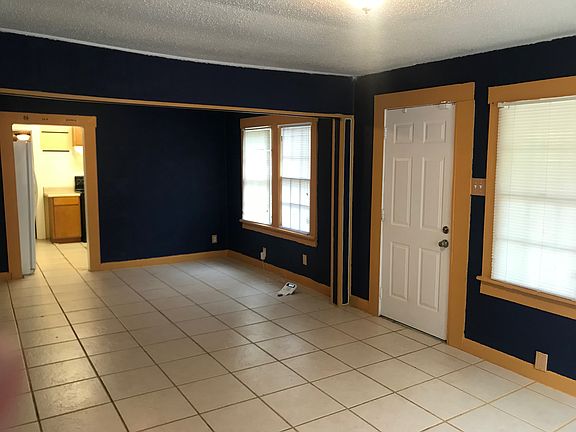 2nd image of 8502 N 9th St