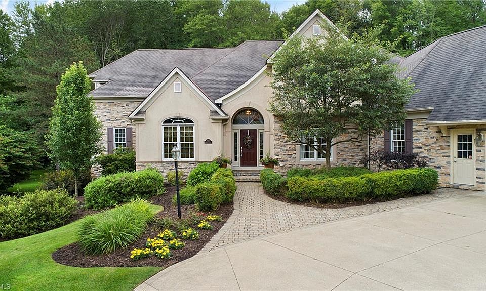 1st image of 35190 Chestnut Ct