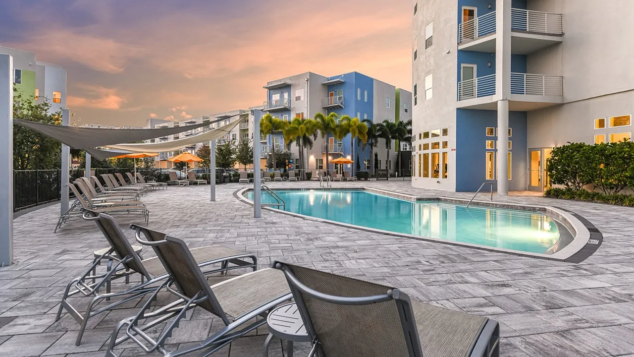 The Nolen Luxury Apartments — Photo 3