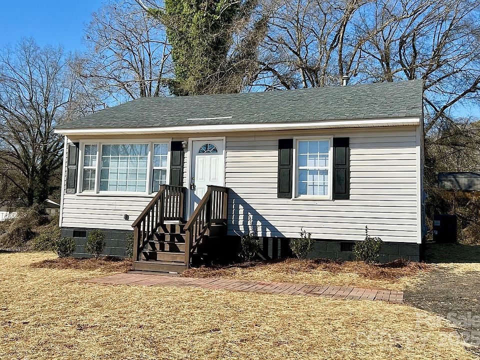 1st image of 624 Windy Hill Dr