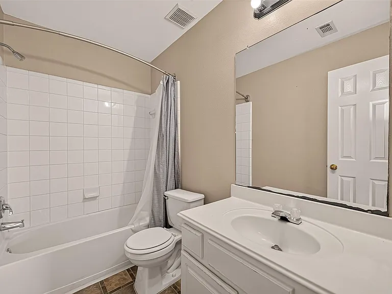 18203 Winding Timbers Ln — Photo 26