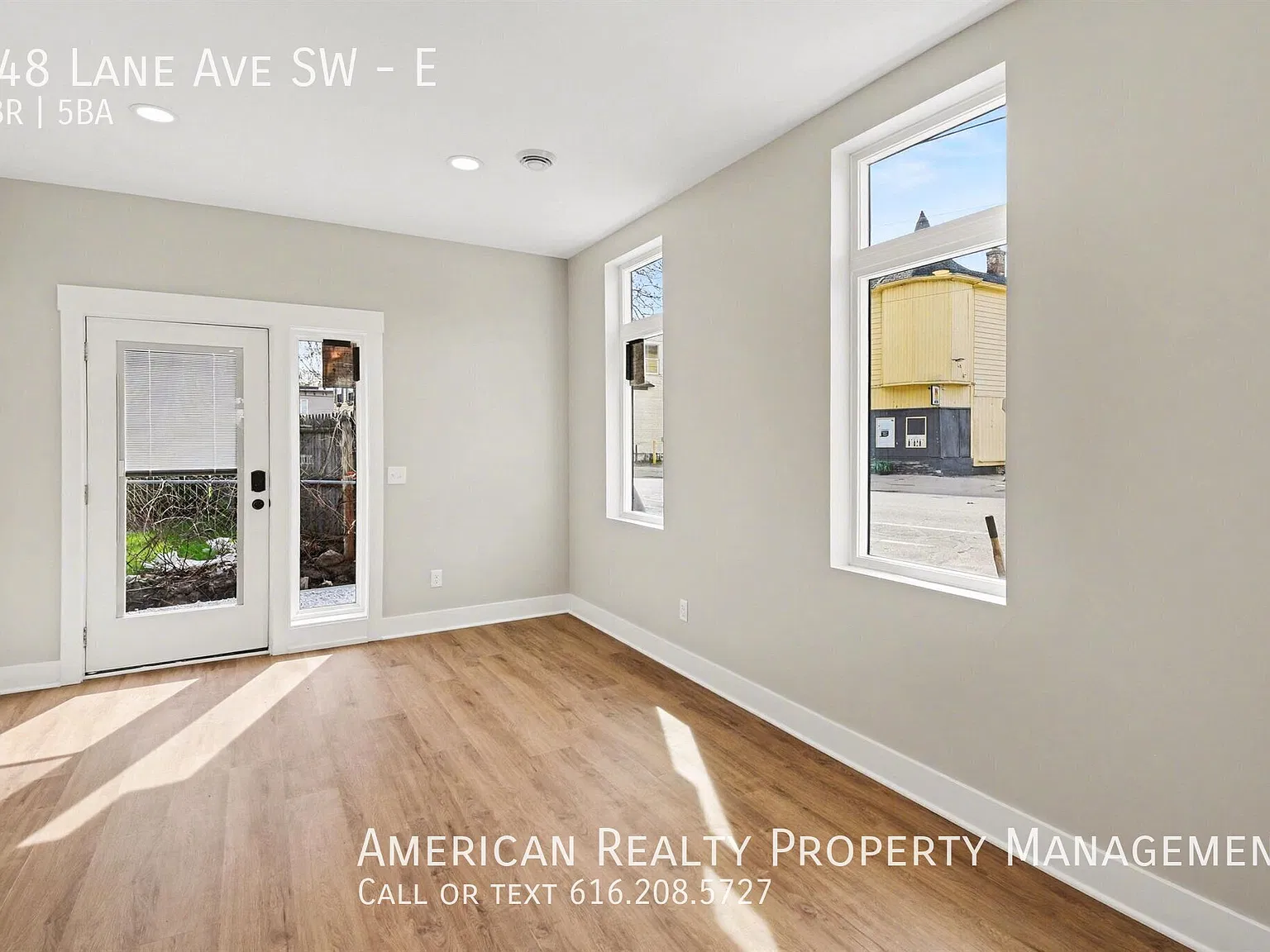 4 bed, 4.5 bath, 2448 sqft, $3,300 — Photo 4