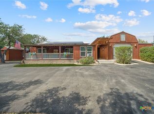 879 Derrick Dr, Spring Branch, TX 78070