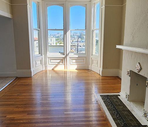 2nd image of 549 Fell St APT 9
