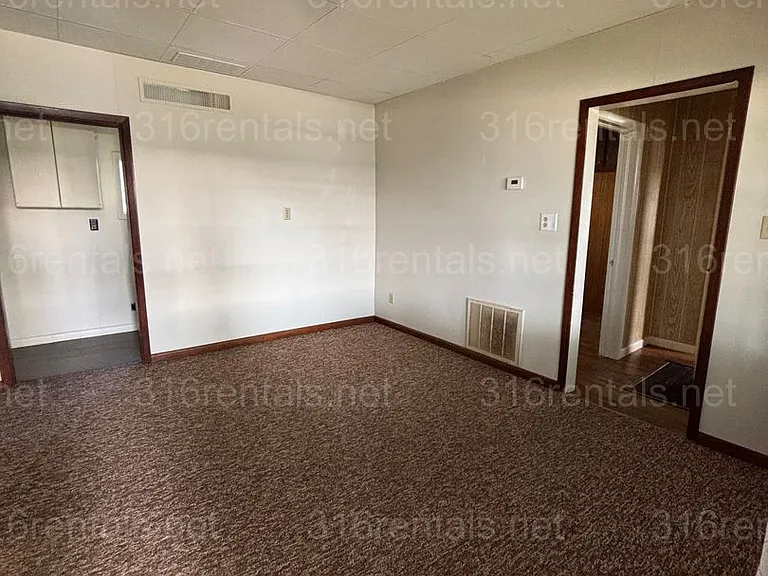 201 W Olive Ave — Photo 11