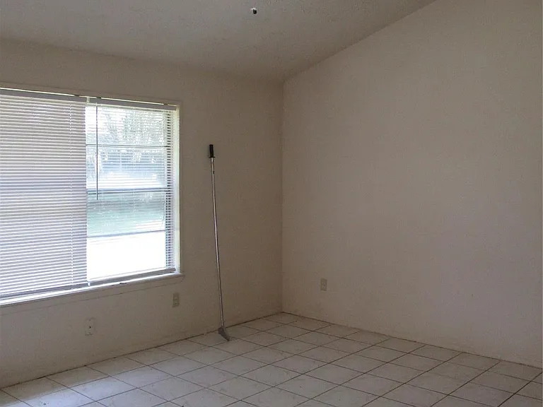 7515 Muirwood Ln — Photo 8
