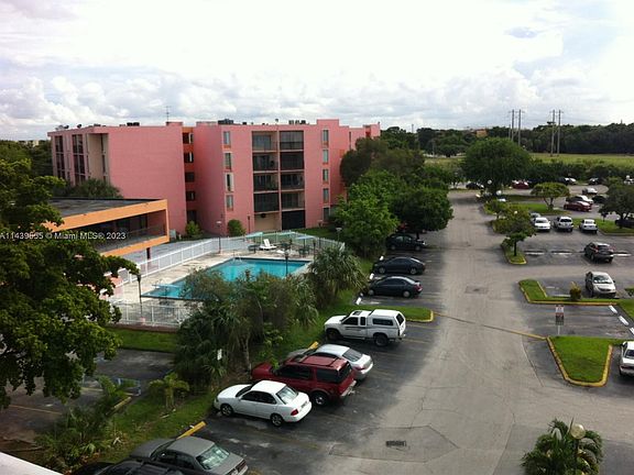 2nd image of 9220 Fontainebleau Blvd APT 512