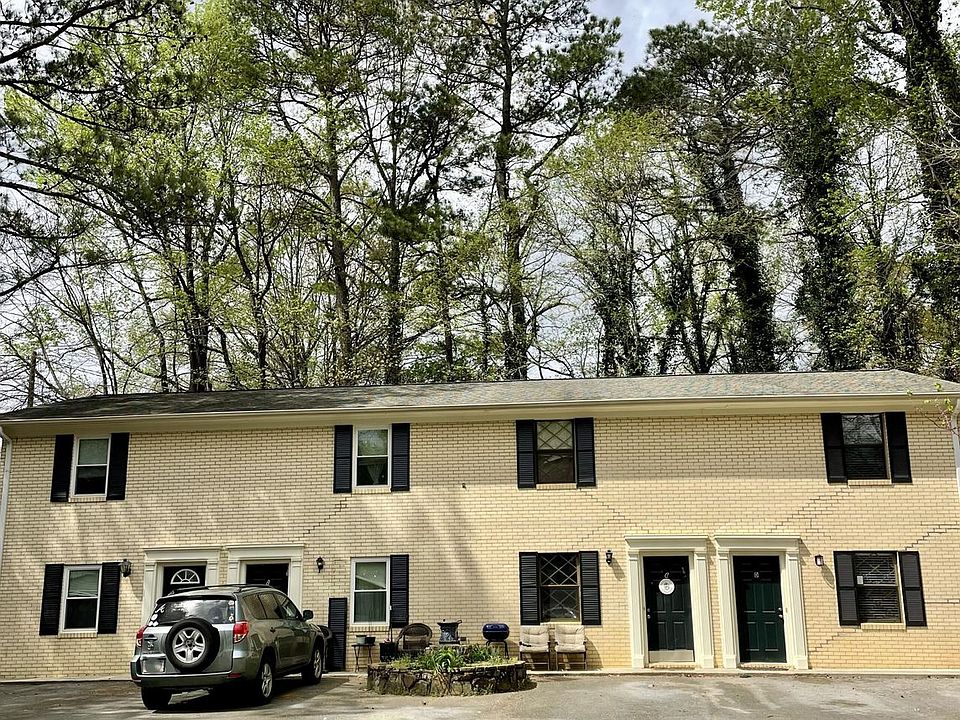 1st image of 48 Pinecrest Dr