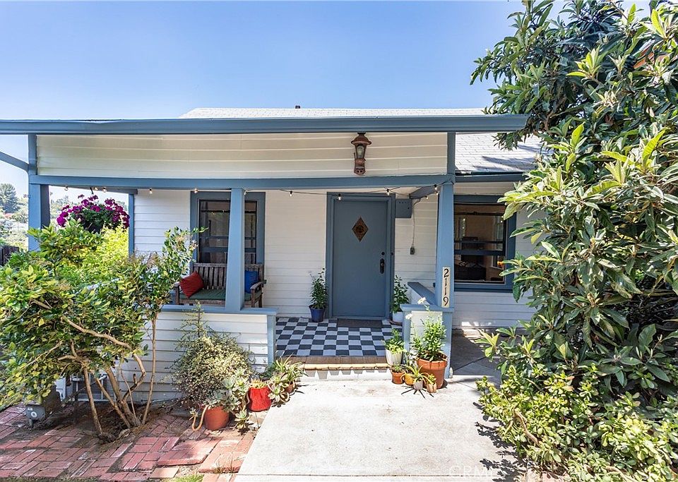 1st image of 2119 Cove Ave
