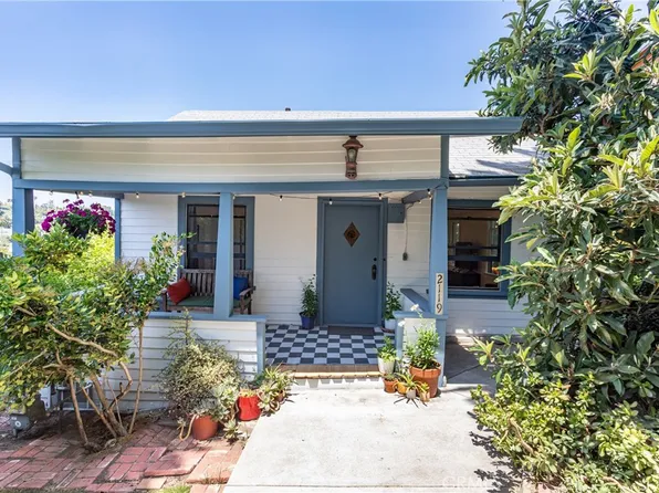 2119 Cove Ave, Los Angeles, CA 90039