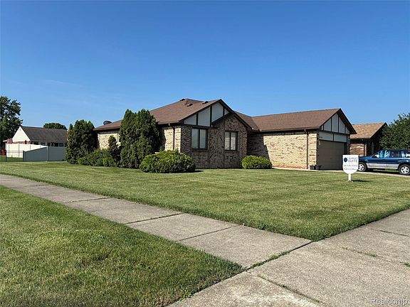 2nd image of 16776 Sarno Dr