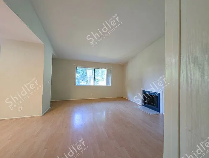 1965 E Coulston St — Photo 26