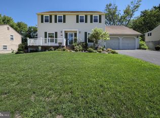 1944 Birchwood Park Dr N, Cherry Hill, NJ 08003