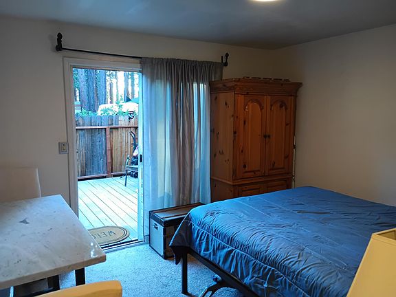 4th image of 1096 Herbert Ave #1-B