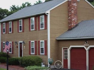 10 Wellfleet Dr, Norfolk, MA 02056