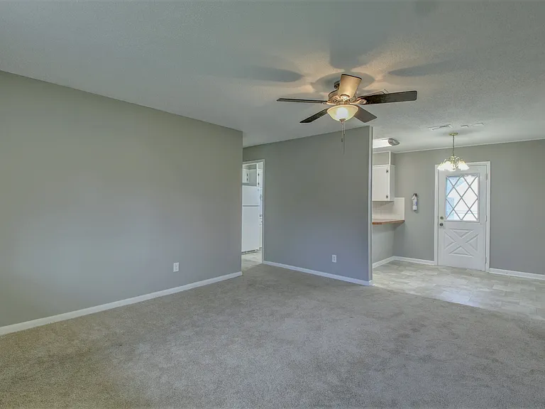 416 Smart St — Photo 4