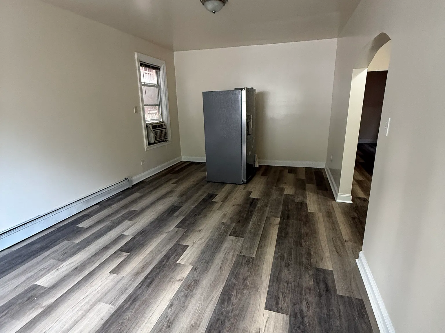 3 bed, $3,811 — Photo 2