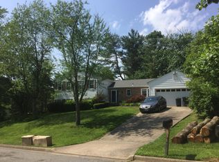 1530 Red Rock Ct, Vienna, VA 22182