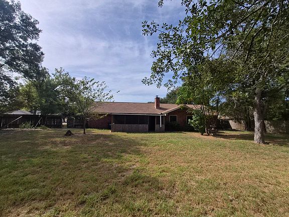 4th image of 1502 Okelley Rd
