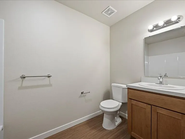 6005F Chapel Hill Blvd #F201 — Photo 13