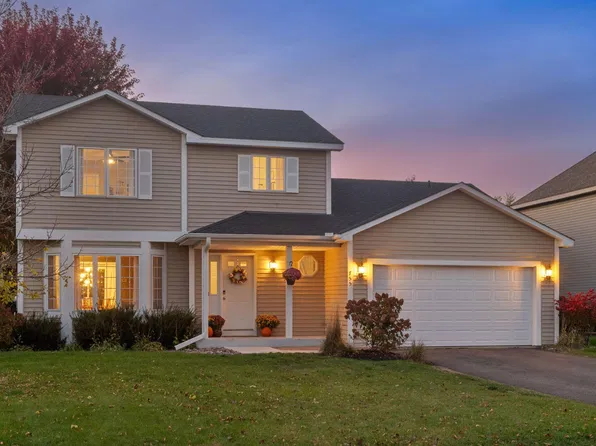 755 Riesgraf Rd, Carver, MN 55315