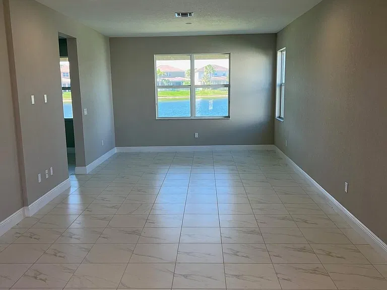 2751 NW Treviso Cir — Photo 34