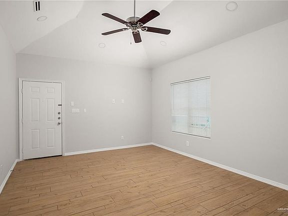 2nd image of 2708 E Eisenhower Ave