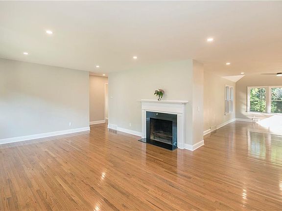2nd image of 18560 E Shoreland Ave