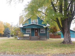 2038 NE Quincy St, Topeka, KS 66608