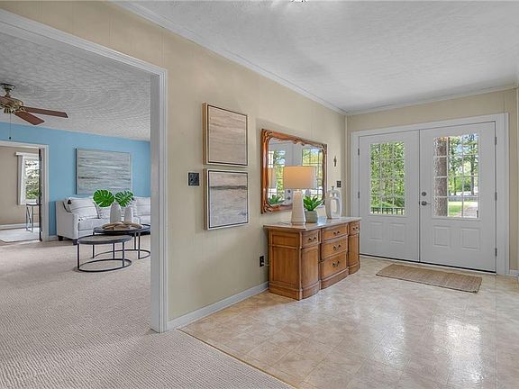 3rd image of 5021 Madeira Rd