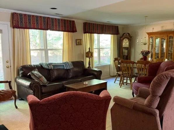 6 Eagles Nest Ln, Hardyston Twp., NJ 07419