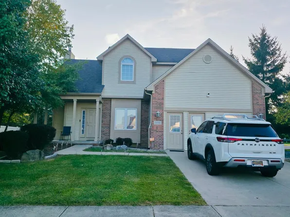 2216 Legacy Dr, Burton, MI 48519