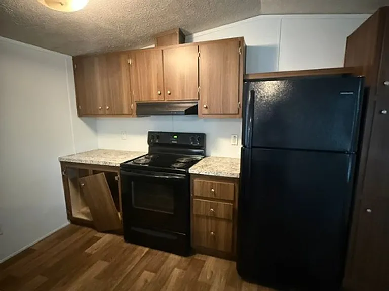 350 Rock Church Rd — Photo 4