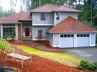 10473 Leeway Ave NW, Silverdale, WA 98383