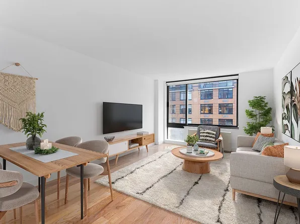 2 S End Ave APT 7M, New York, NY 10280