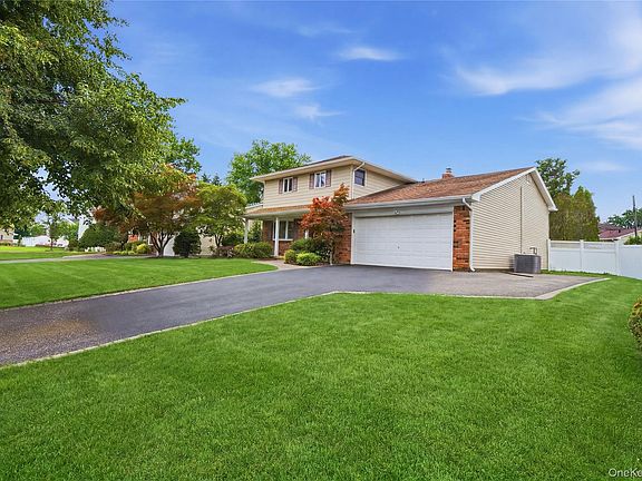 2nd image of 6 Navy Drive