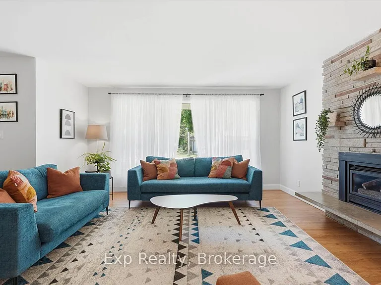 48 Melrose Cres — Photo 5