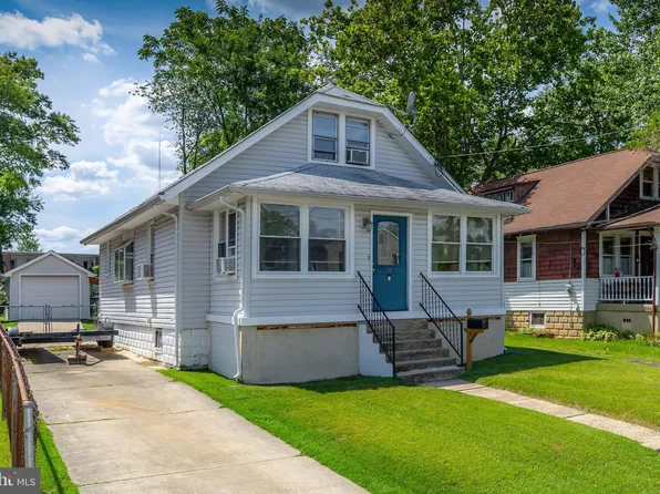 50 N Cedar Ave, Maple Shade, NJ 08052