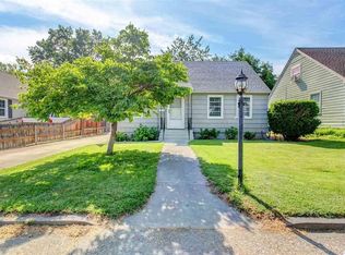 105 N Mayfield St, Kennewick, WA 99336