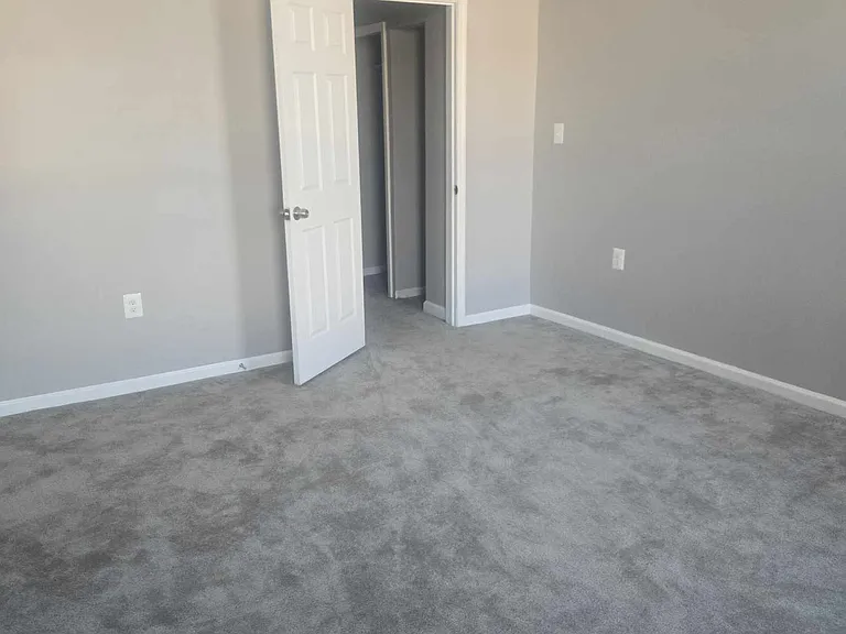 3103 E Fayette St — Photo 3