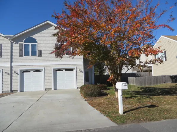 2215 E Berrie Cir, Virginia Beach, VA 23455