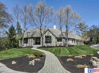 6400 Black Forest Dr, Lincoln, NE 68516