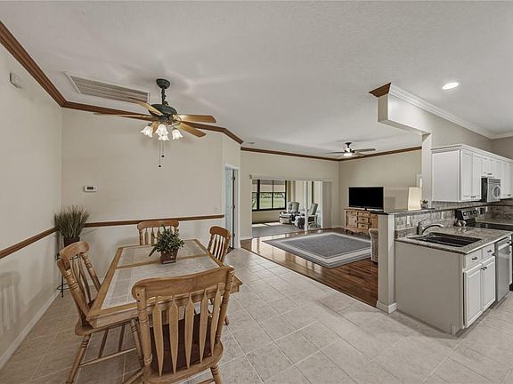 5th image of 4294 BERWICK DRIVE