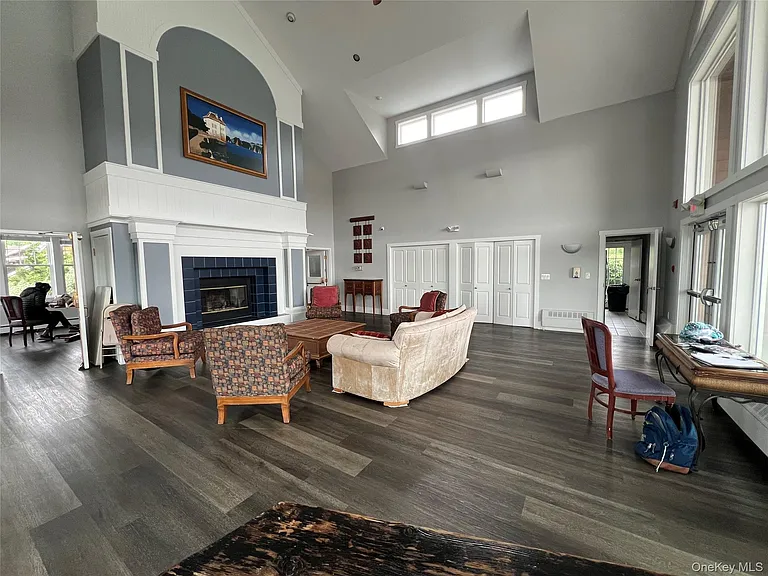 1410 Half Moon Bay Dr — Photo 23