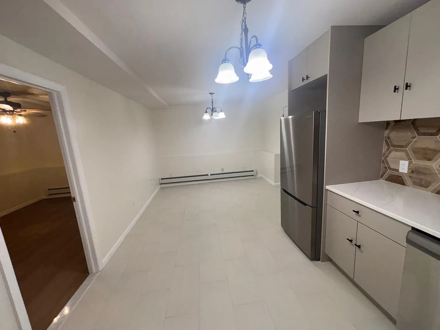2 bed, 750 sqft, $2,950 — Photo 2