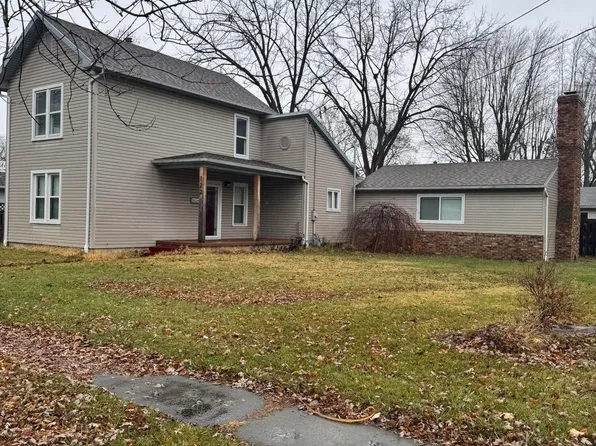 122 Wolfly Ave, Bowling Green, OH 43402