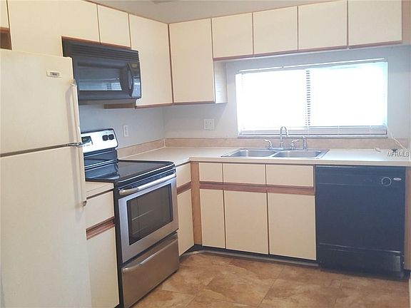 4th image of 5403 Hopedale Dr